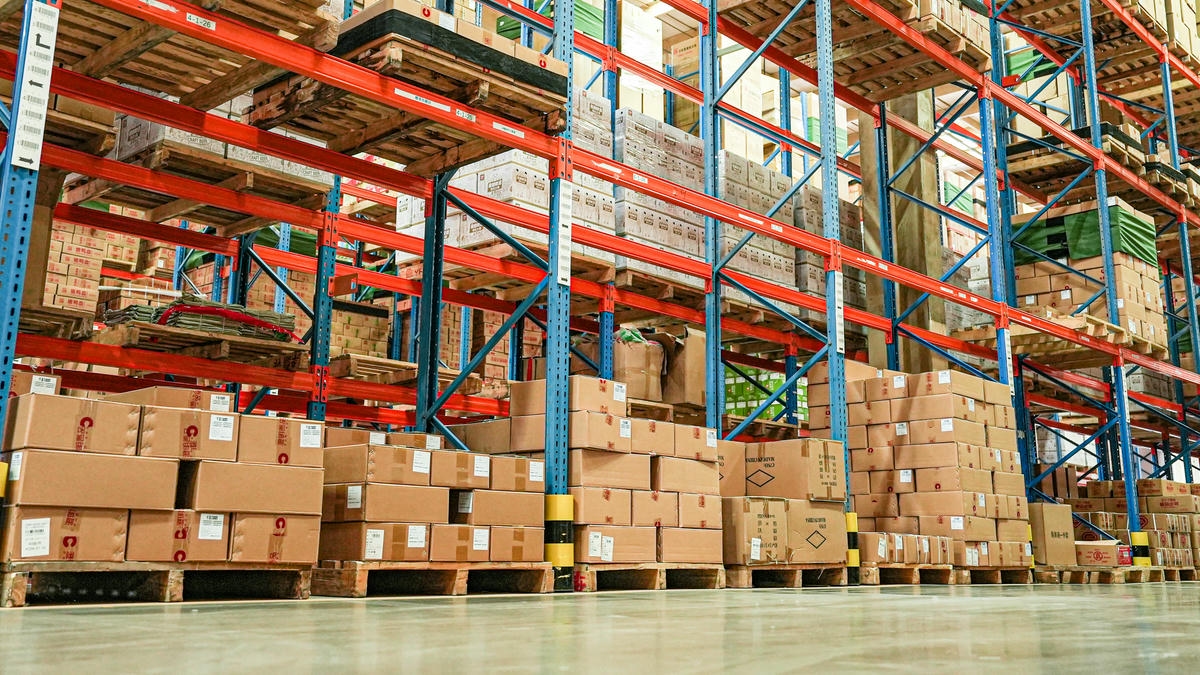 empilhador na indústria de armazéns